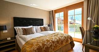 Ground Floor Bedroom right bed