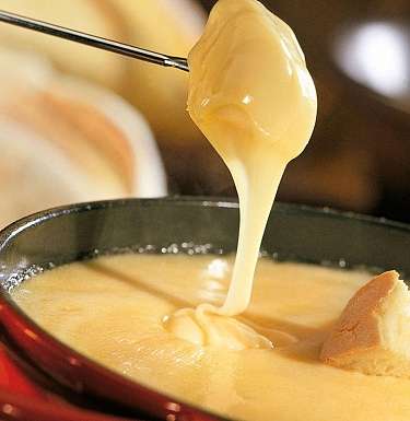 Gluschtiges Kaesefondue