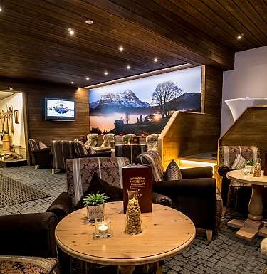 Bowling lounge