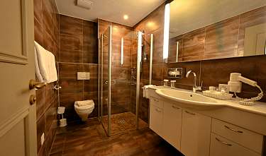 Bathroom Bathroom