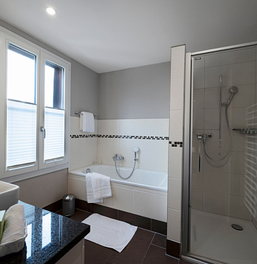 Double Room Bathroom
