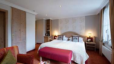 Hotel Schweizerhof  Hotel Schweizerhof Aussenansicht