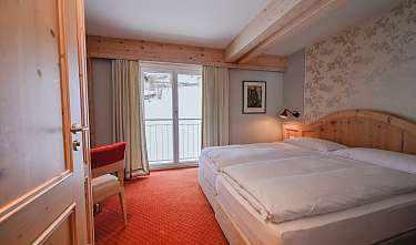 5533 Bedroom 5533 Bedroom