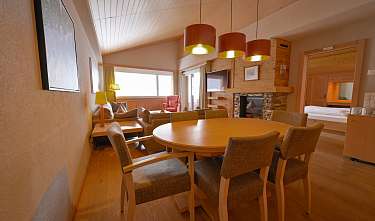 553 Diningarea 553 Diningarea