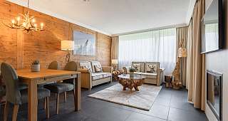 Superior Suite with 2 bedroom Eiger view